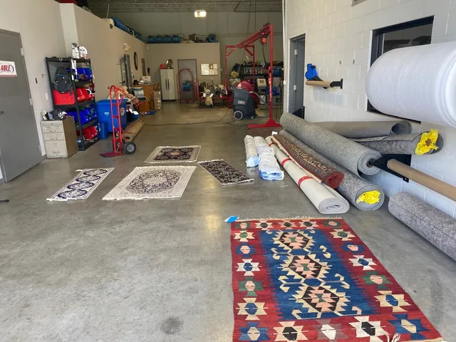 carpet cleaning services in Komarock